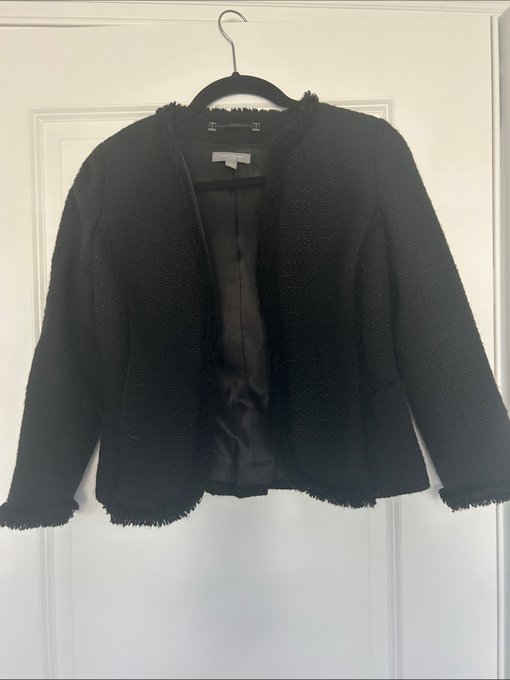 Ann Taylor Black Textured Open-Front Blazer